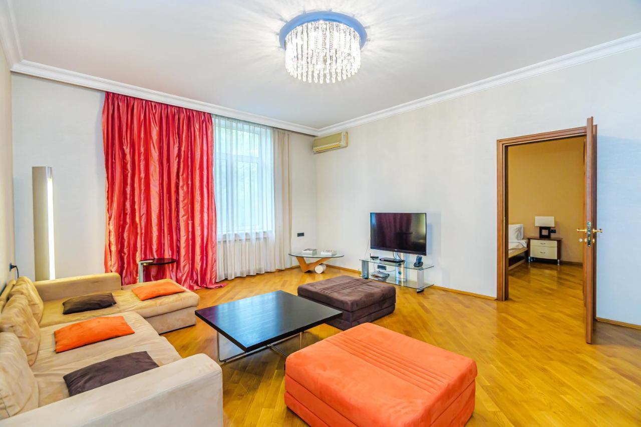 Ferienwohnung Vip Apartamen Nizami Street Baku Exterior foto