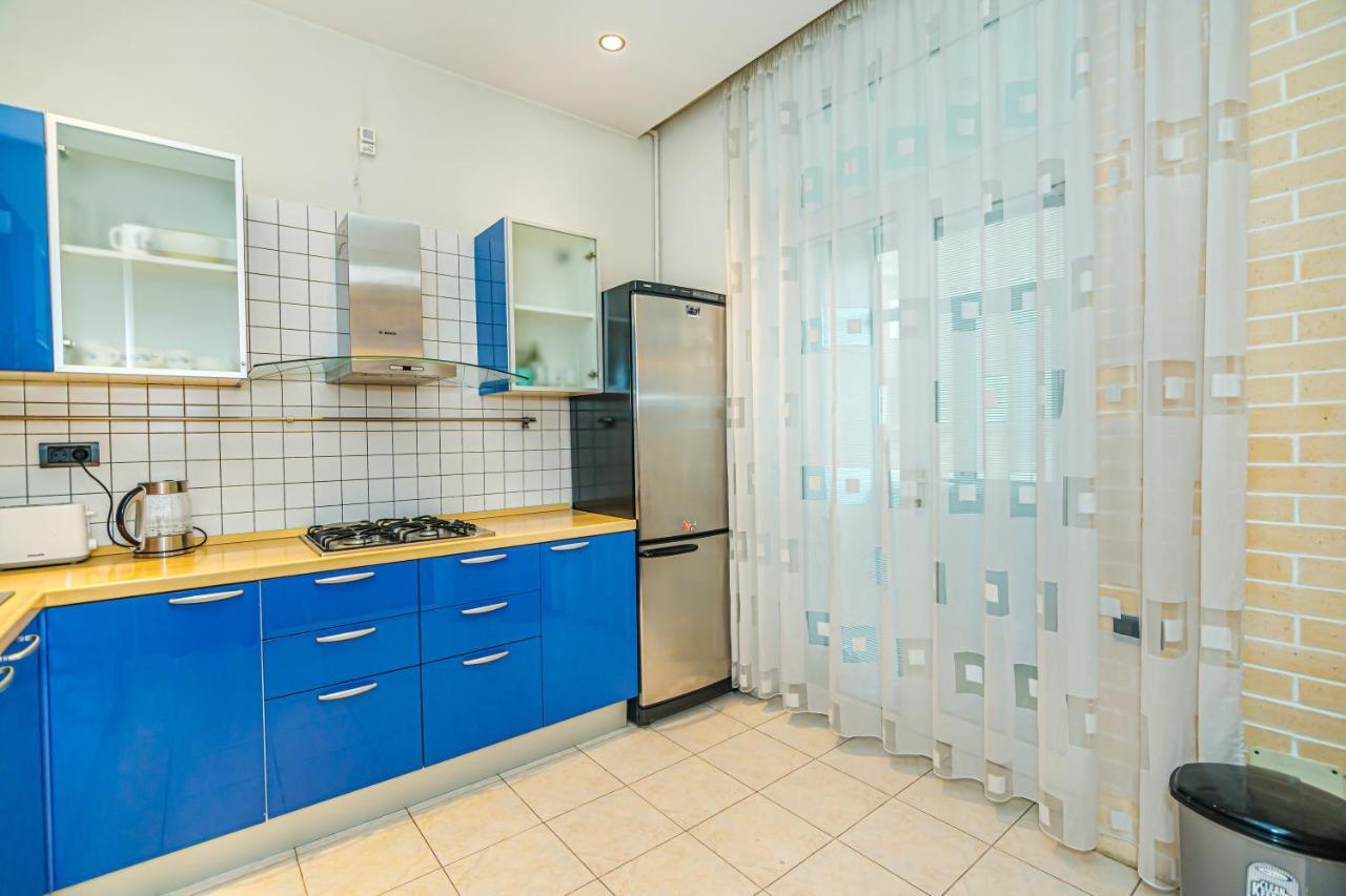 Ferienwohnung Vip Apartamen Nizami Street Baku Exterior foto